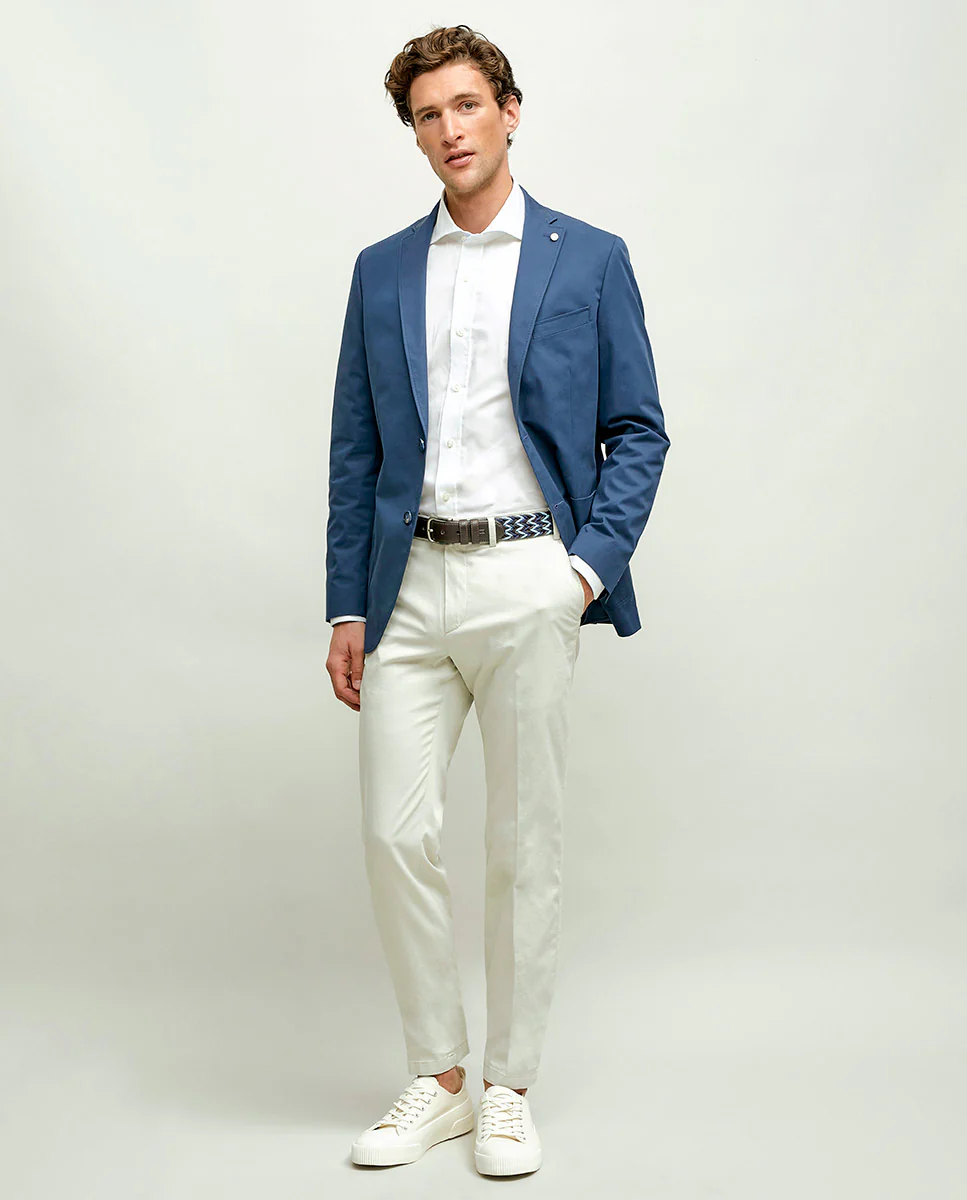 Camisa casual lisa semi-entallada blanco - Image 4