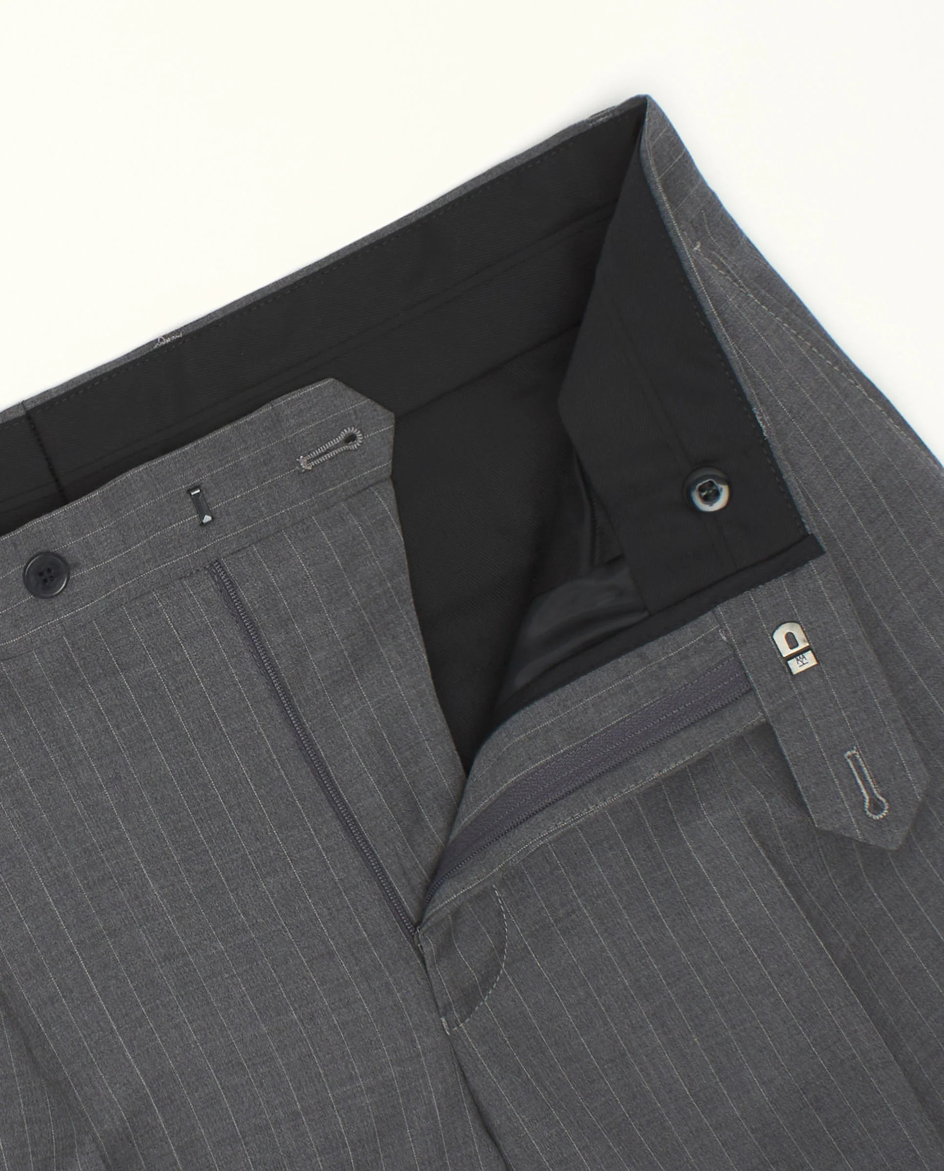 Traje gris de lana raya diplomática - Image 7